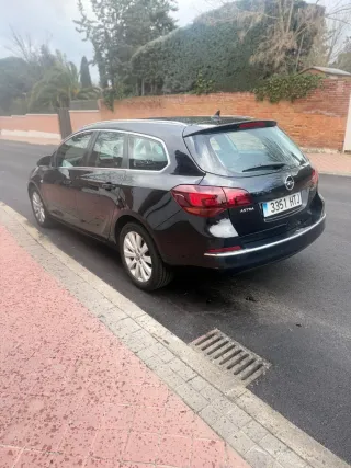 Opel Astra 2013