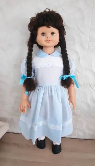 Muñeca antigua vestido azul