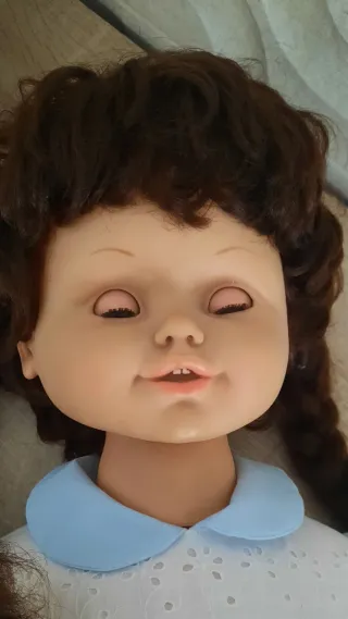 Muñeca antigua vestido azul