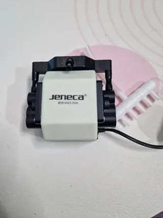 Bomba de aire Jeneca para acuario