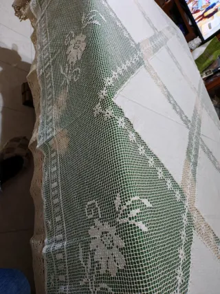 Tovaglia vintage bianca lavorata a Filet