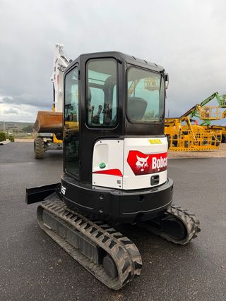 Mini excavadora Bobcat e26