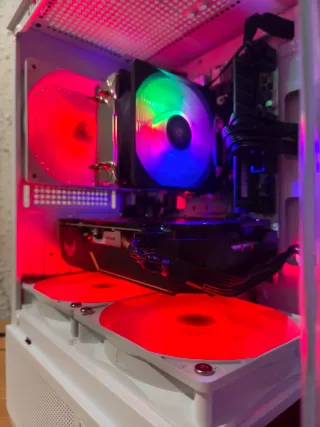 PC Gaming Blanco con RGB