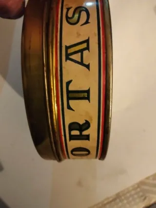 Lata antigua Tortas Imperiales Vicente Sanchis