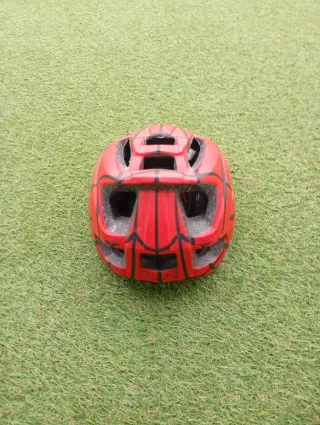 Casco bici infantil Spiderman