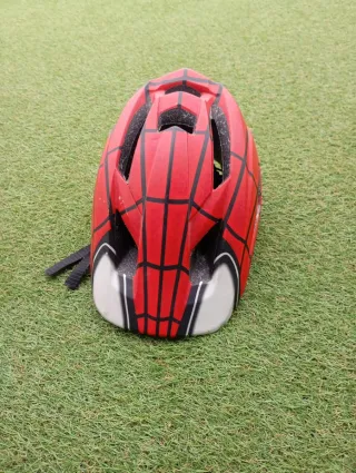 Casco bici infantil Spiderman