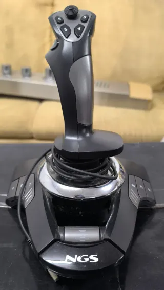 Joystick NGS Black Hawk