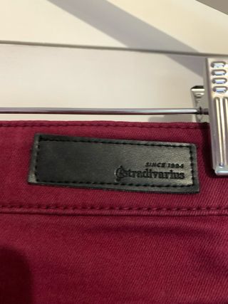 Pantalones Stradivarius Rojo burdeos