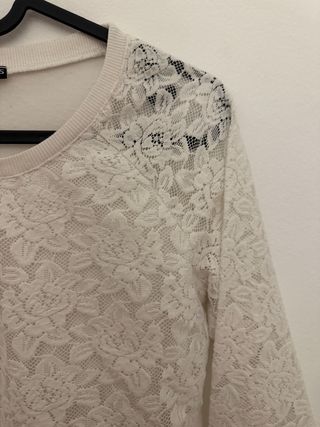 Blusa Terranova floral blanca