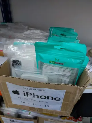 Lote fundas y cristales para móvil y tablet