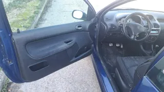 Peugeot 206 2003