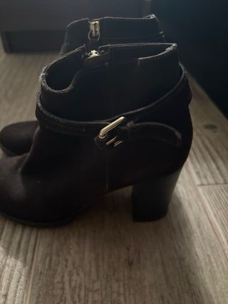 Botines ante Massimo Dutti marrones