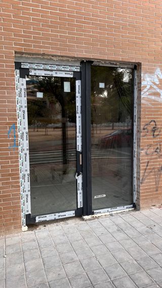 Fabricación e instalación de ventanas