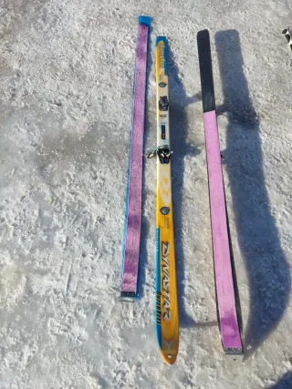 Esquís de travesía Dynastar Super Yeti.