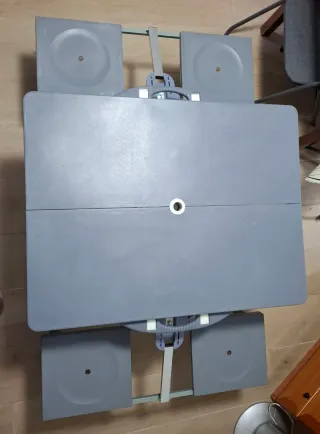 Set Tavolo e Sedie Pieghevoli da Campeggio