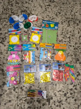 Decorazioni festa carta e plastica