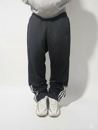 Pantalón ancho Adidas negro