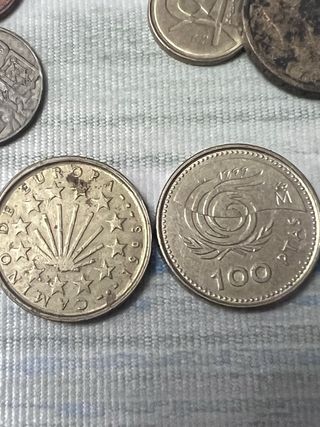 Lote de monedas antiguas y de colección