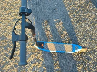 Patinete Eléctrico Ninebot Azul y Negro