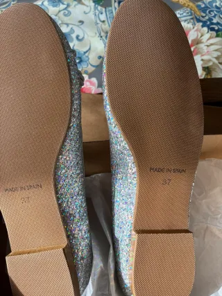 Zapatos planos FINANO plateados brillantes