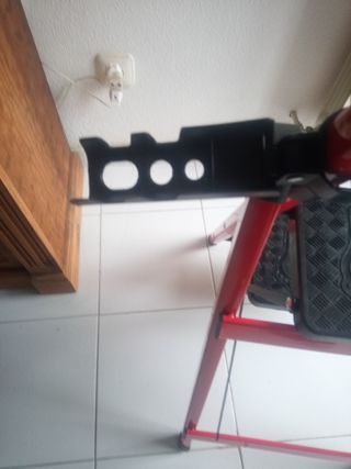 Escalera plegable roja X DOS REGALOS