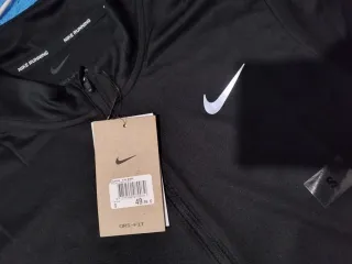 Sudadera Nike manga larga negra