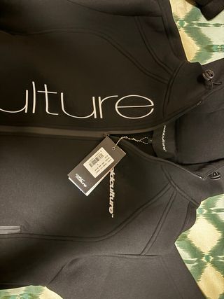 Sudadera Cold Culture Negra