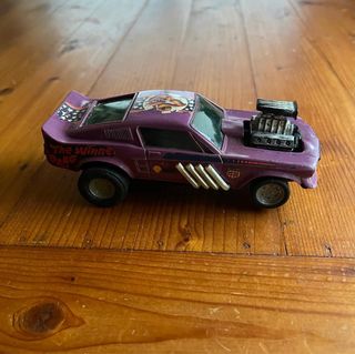 Ford Mustang Scalextric Morado