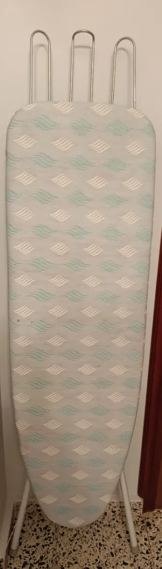 Tabla de planchar plegable