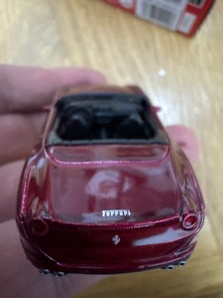 Bburago Ferrari California T 1:64