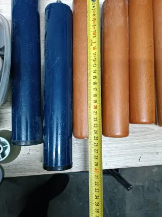 Patas de somier de madera y plástico