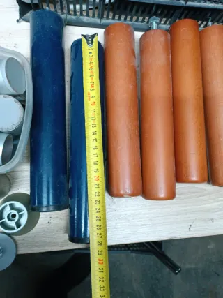 Patas de somier de madera y plástico