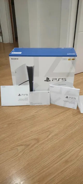Caja PlayStation 5 (PS5) Sony con manuales