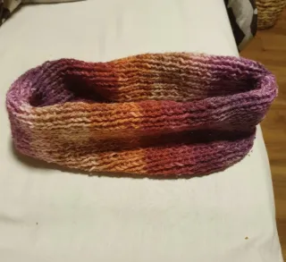 Cuello de lana tejido a mano artesanal