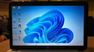 HP Pavilion G6 - 15,6 Pollici Argento e Bianco