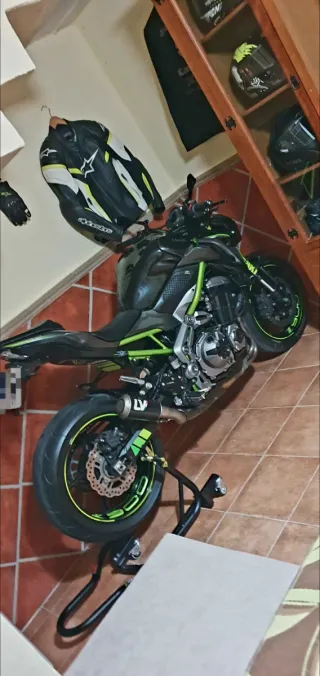 KAWASAKI Z900 A2