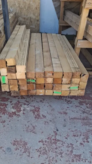 Lotes de madera para construcción