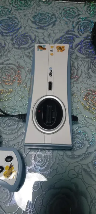 VMIGO Virtual Best Friends Dock TV Portatile