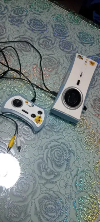 VMIGO Virtual Best Friends Dock TV Portatile