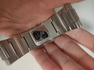 Reloj Guess plateado original