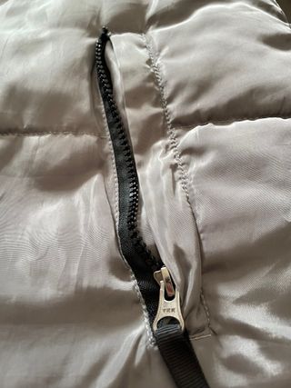 The North Face Abrigo Gris y Negro