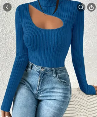 Jersey cuello alto con abertura