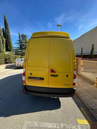 RENAULT Master T35 dCi130