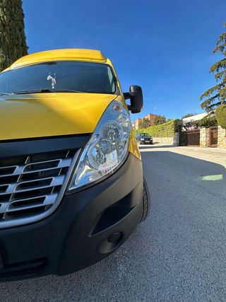 RENAULT Master T35 dCi130