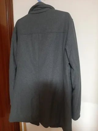 Abrigo de hombre gris