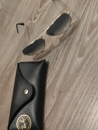 Gafas de sol Ray-Ban difuminadas originales