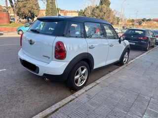 MINI Countryman 2011