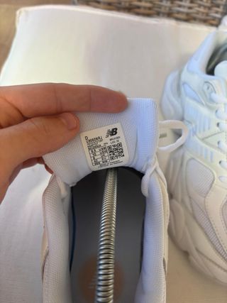 New Balance 9060 Bianco