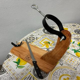 Pack Jamonero Navidul madera y metal + cuchillo