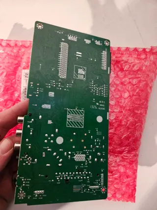 Scheda Elettronica Vestel 17MB82S